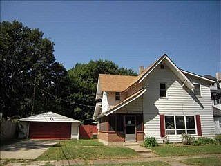 1st image of 52 N East St