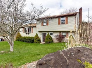 6 Stevenson Rd, Meriden, CT 06451