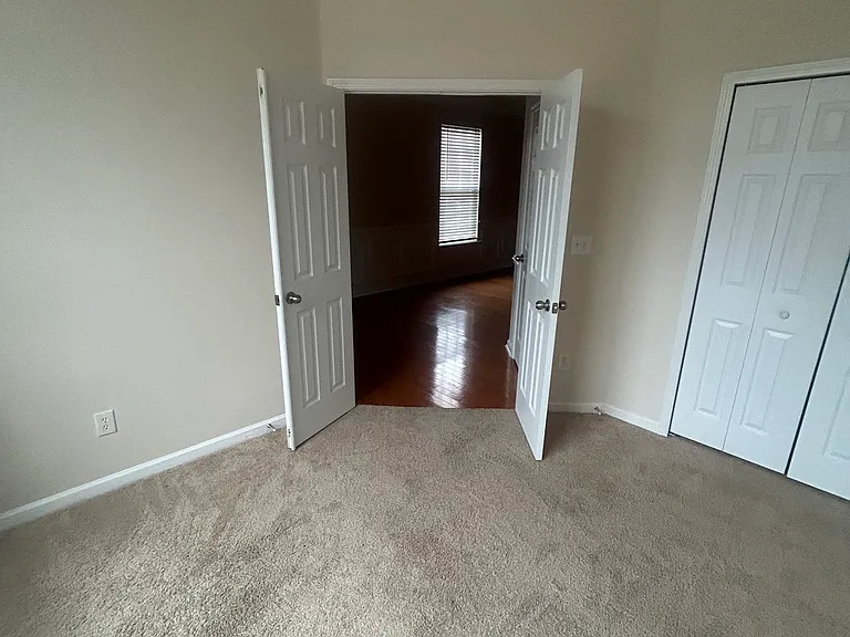 101 Brentmoor Pl — Photo 5