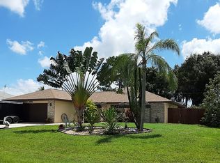 7056 Adderly Rd, Englewood, FL 34224