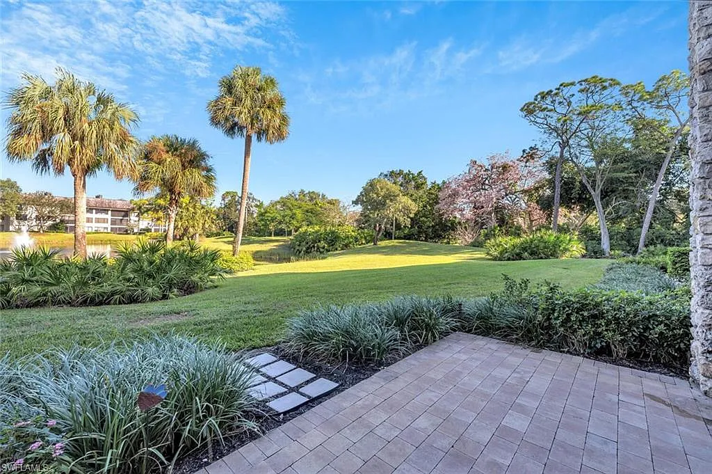 2 bed, 2.0 bath, 1436 sqft, $8,500 — Photo 3