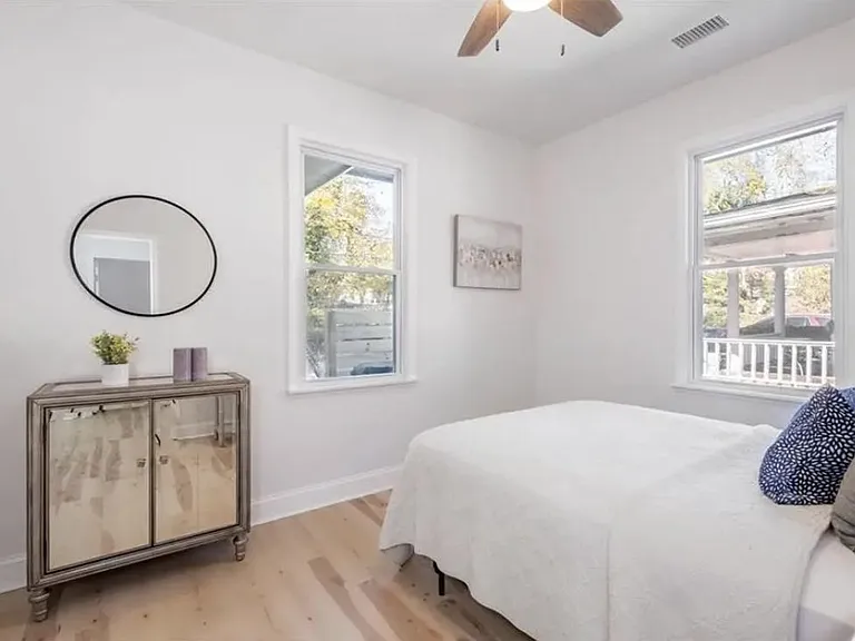 763 Center Hill Ave NW — Photo 17