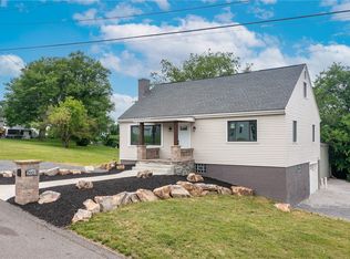 2023 Hawthorne Dr, Mc Kees Rocks, PA 15136