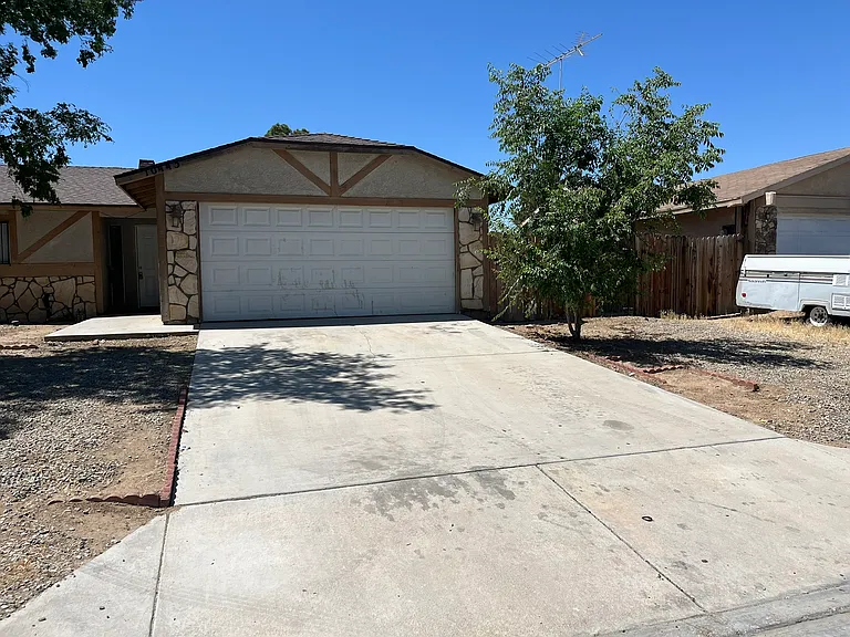 10443 Cimmeron Trial Dr — Photo 3