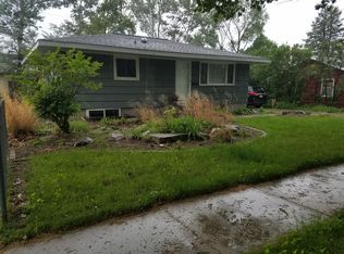 303 Village Dr, Ames, IA 50014
