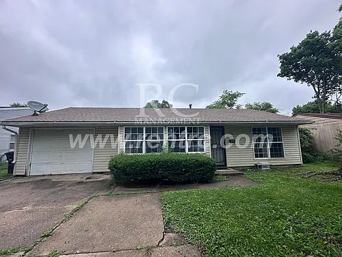 1007 Shasta Dr Photo 1