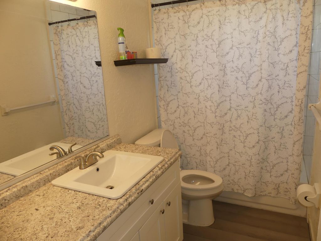 131 SW 15TH Street #1-3, photo 8