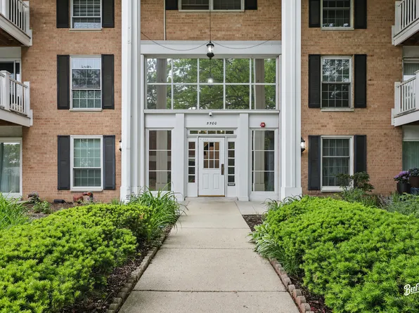 5500 Carriageway Dr APT 213, Rolling Meadows, IL 60008