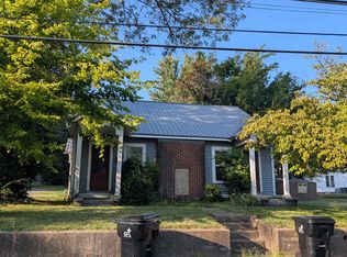 500 Olive St #E, Murray, KY 42071