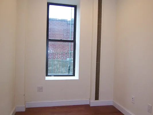 Rented by Bond New York | media 14