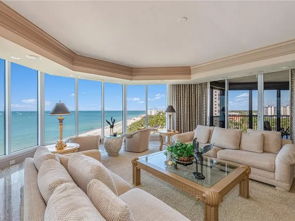 8477 Bay Colony DR #902, NAPLES, FL 34108