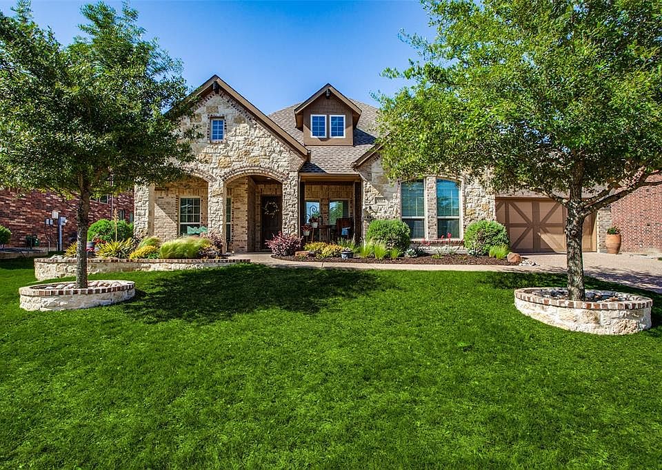 1st image of 3012 Leslie Dr