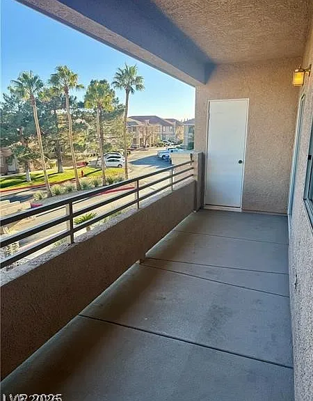 9901 Trailwood Dr #2004 — Photo 37