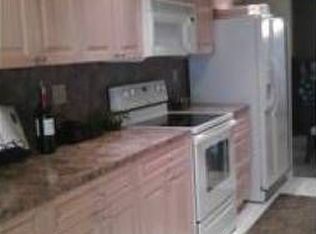 8208 NW 8th Pl, Plantation, FL 33324