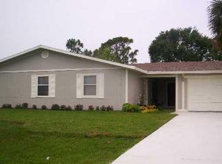 472 SW Aileen St, Pt Saint Lucie, FL 34953