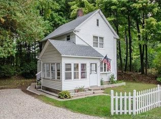 12 Bickford St, Simsbury, CT 06070