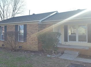 796 Meadow Ln, La Vergne, TN 37086