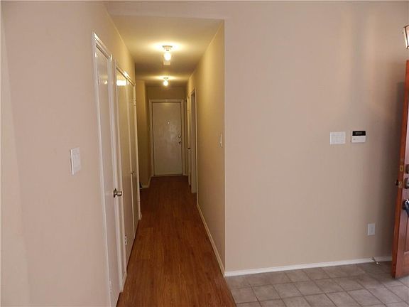 4th image of 3812 Suffolk Ln