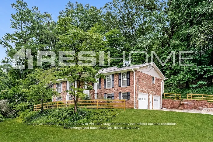 4 bed, 2.0 bath, 2220 sqft, $1,995 — Photo 2