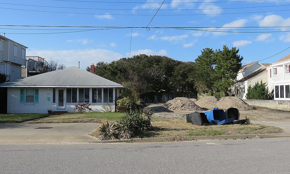 2nd image of 113 68th St
