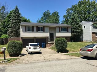 2620 N Pawnee Dr, Indianapolis, IN