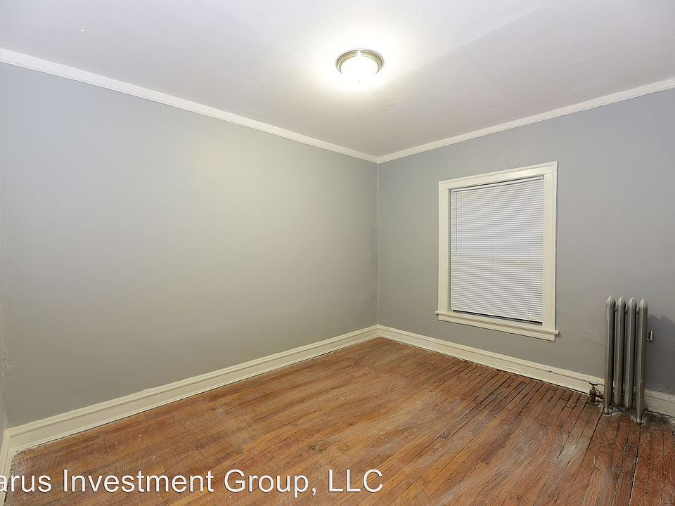 2nd image of 8156 S Maryland Ave APT 1