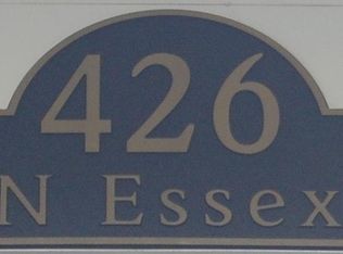 426 N Essex Ave APT 1L, Narberth, PA