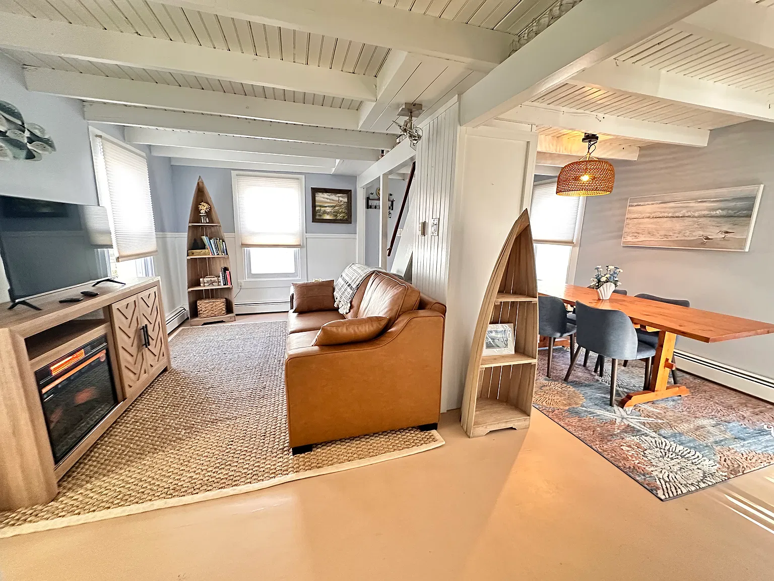 2 bed, 654 sqft, $2,600 — Photo 2