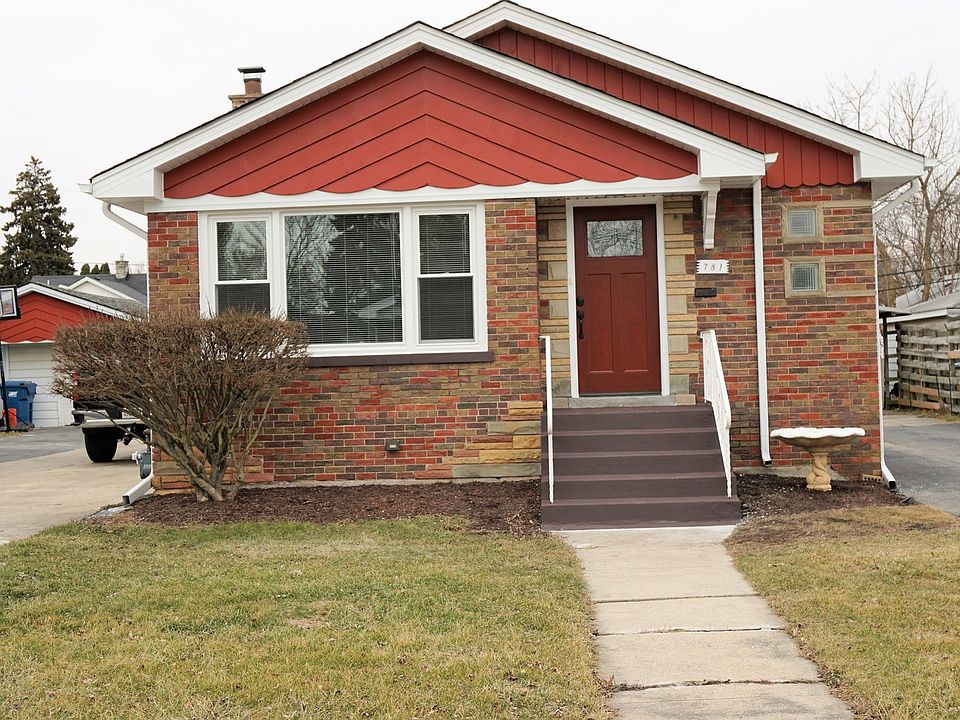 1st image of 781 E 163rd Pl