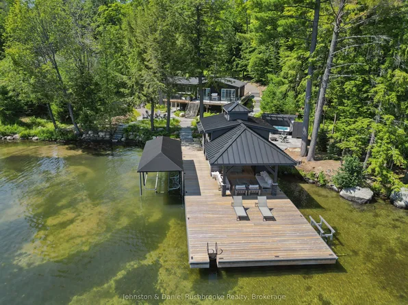 1125 Big Joe Rd #1, Muskoka Lakes, ON P0B 1J0