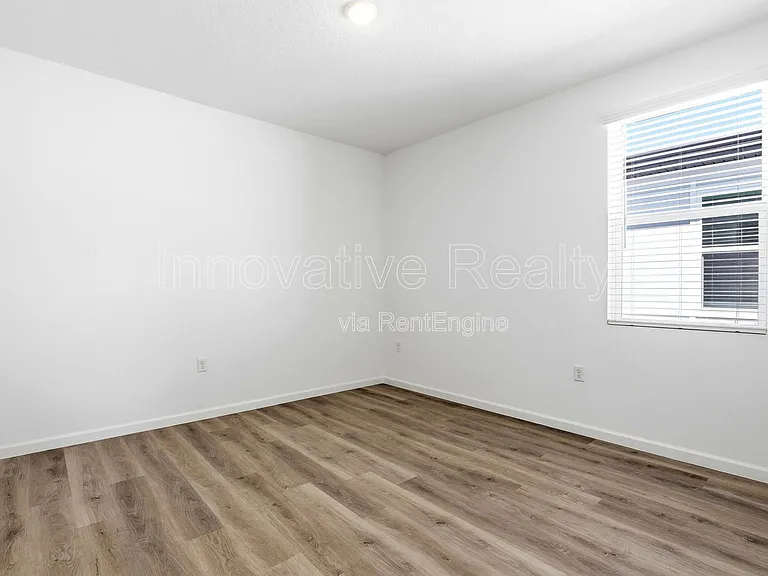 Venture Apartments — Photo 162