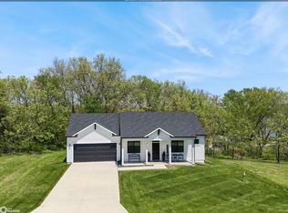 3154 Hillcrest Dr, Ellston, IA 50074