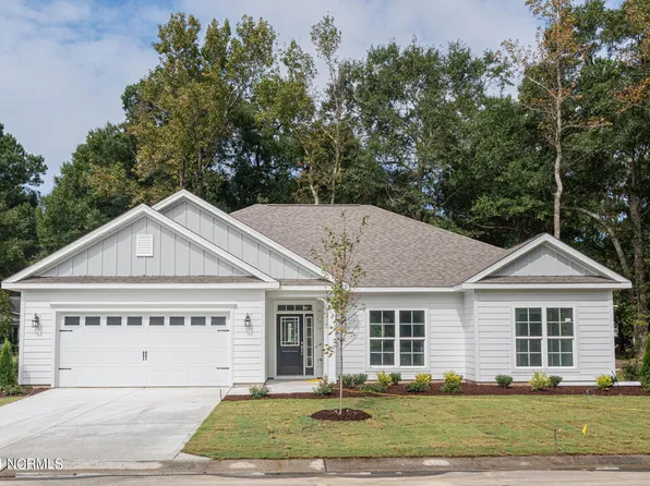 114 Boxwood Court, Wallace, NC 28466