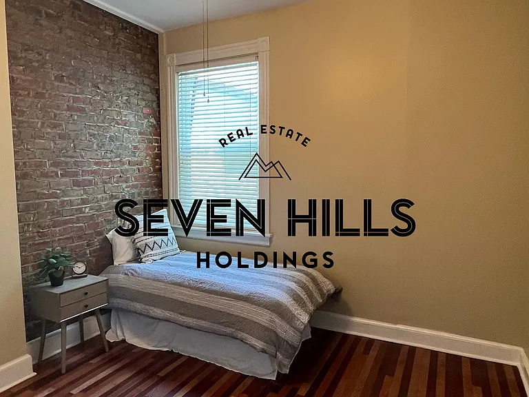 1114 W Clay St — Photo 10