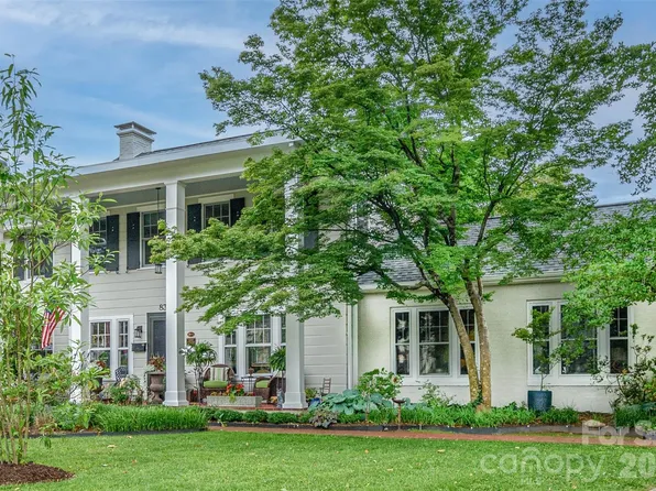 832 4th Ave W, Hendersonville, NC 28739