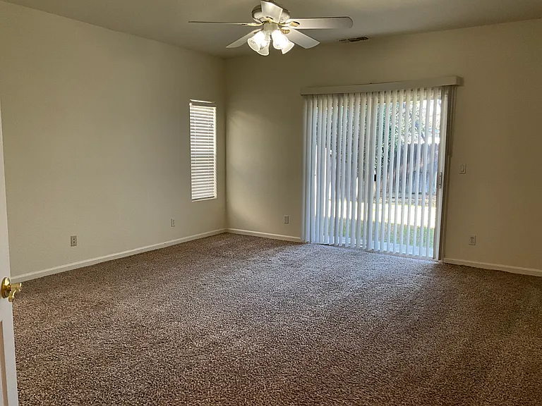 8418 Granite Cove Dr — Photo 18