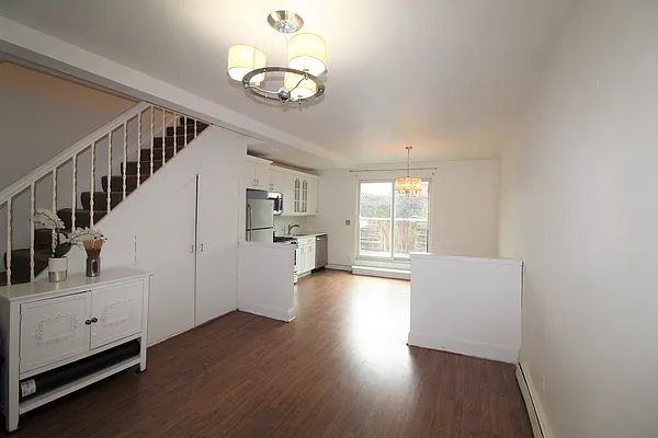 Rented by Compass | media 2