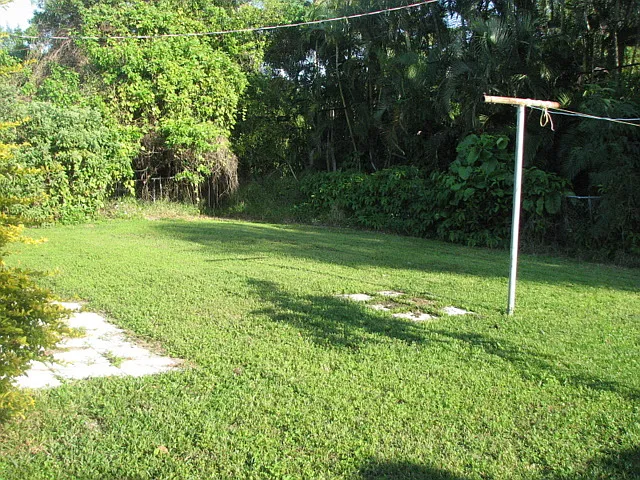 716 Prado Cir — Photo 2