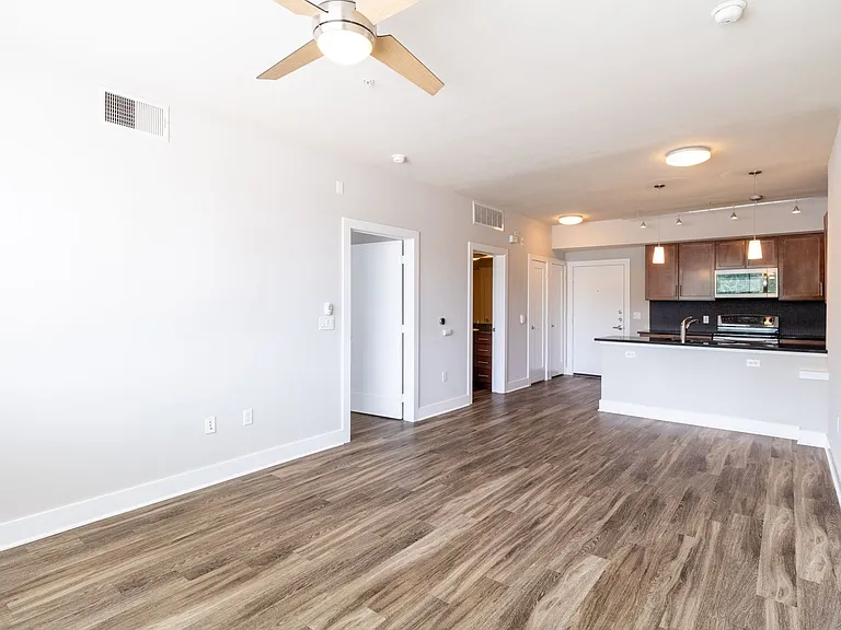 3016 Guadalupe St #208 — Photo 9