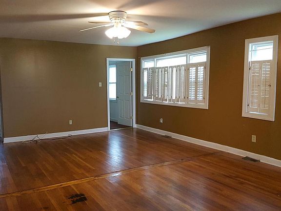 2nd image of 22773 Mill Creek Dr