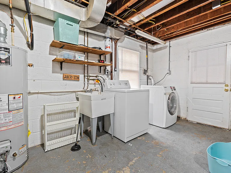 5003 Erie St — Photo 18