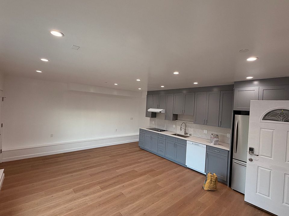 1st image of 1657 Revere Ave #1655
