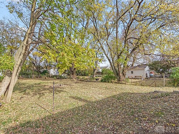 5th image of 1513 Ohmer Ave