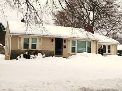 40 Dixie Ave, Warwick, RI, 02889