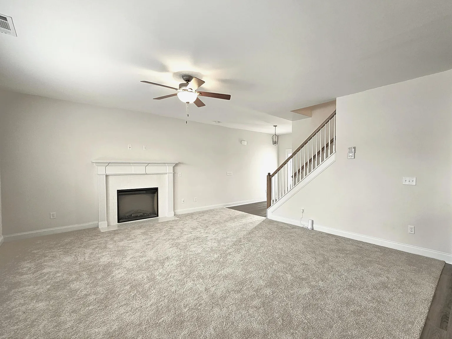 4 bed, 2.5 bath, 1745 sqft, $1,950 — Photo 3