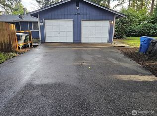 2786 Old Military Rd, Steilacoom, WA 98388