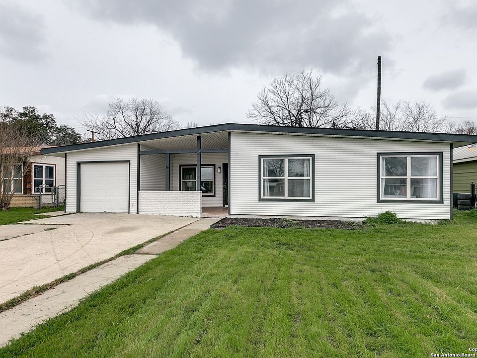 1st image of 115 Antrim Dr