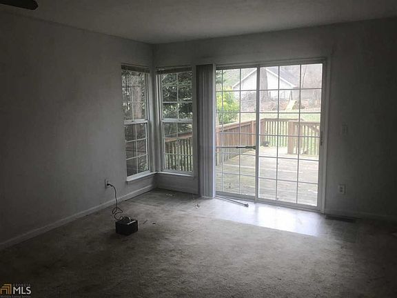 3rd image of 2331 Century Ln