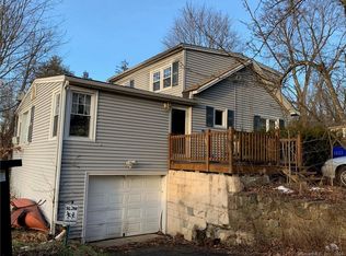 20 Fulton Dr, New Fairfield, CT 06812