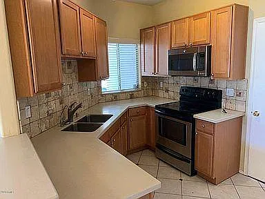2027 E University Dr #130